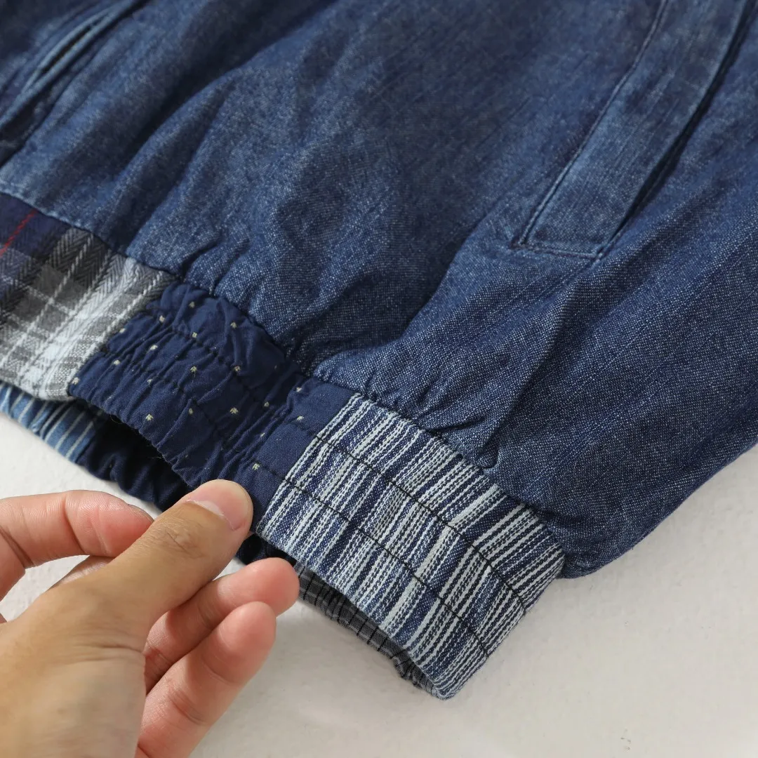 P470 #R15 Ralph Lauren Tokyo limited reversible spliced denim jacket. Catwalk style. Heavy work splicing. Tokyo limited catwalk style. Not available in China. Reversible design. Buying one is equal to buying two. The whole garment is washed and distressed. Heavy work and splicing. Maximum fabric loss. No complicated copywriting. Self-observation of details. Shipping is time-consuming and labor-intensive. If you like it, hurry up and be first to arrive. SIZE: S M L XL Length: 64/66/68/70 Bust: 116/120/124/128 Shoulder width: 52/53/54/55 Sleeve length: 57/58/59/60 Hem: 90/92/94/96 (elastic)